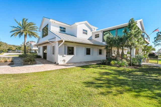 2541 SW Trailside Path, Stuart, FL 34997
