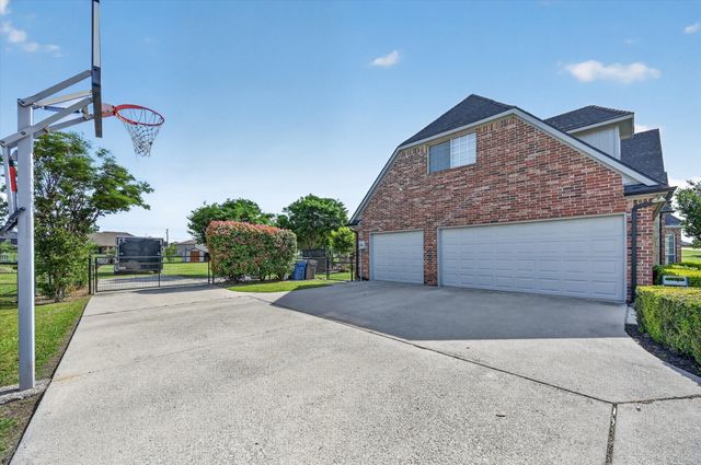 3718 Quail Hollow Street, Celina, TX 75009