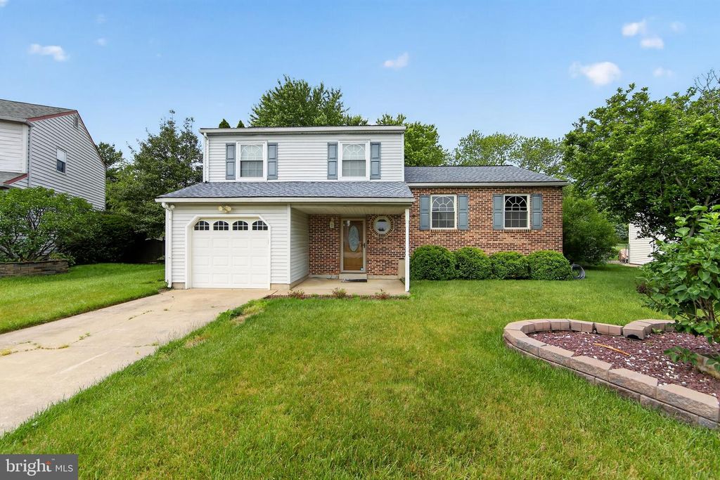 6 WICHESS WAY, Newark, DE 19702