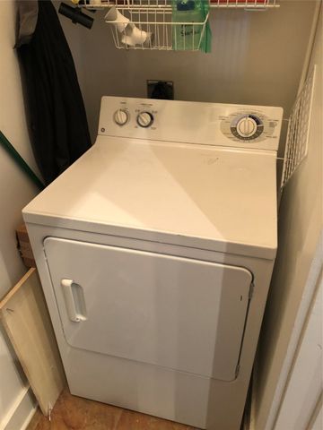 2502 Live Oak Street 203, Dallas, TX 75204