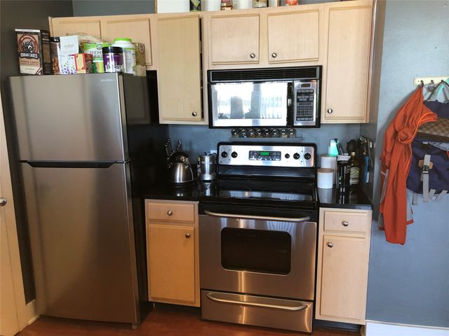 2502 Live Oak Street 203, Dallas, TX 75204