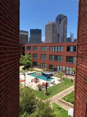 2502 Live Oak Street 203, Dallas, TX 75204