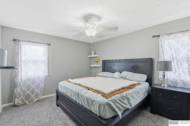 5306 S 105th Street, Omaha, NE 68127