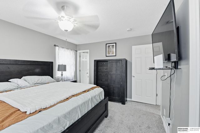 5306 S 105th Street, Omaha, NE 68127