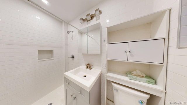 1679 Gates Avenue, Ridgewood, NY 11385