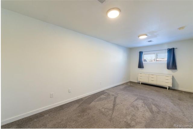 30917 Pardo Street, Garden City, MI 48135