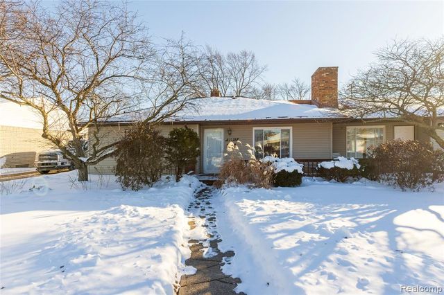 30917 Pardo Street, Garden City, MI 48135