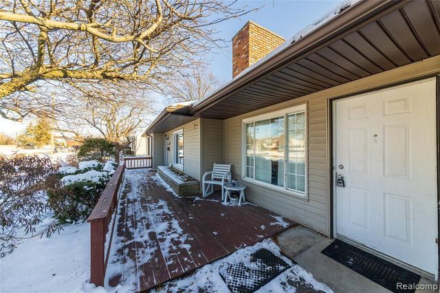 30917 Pardo Street, Garden City, MI 48135