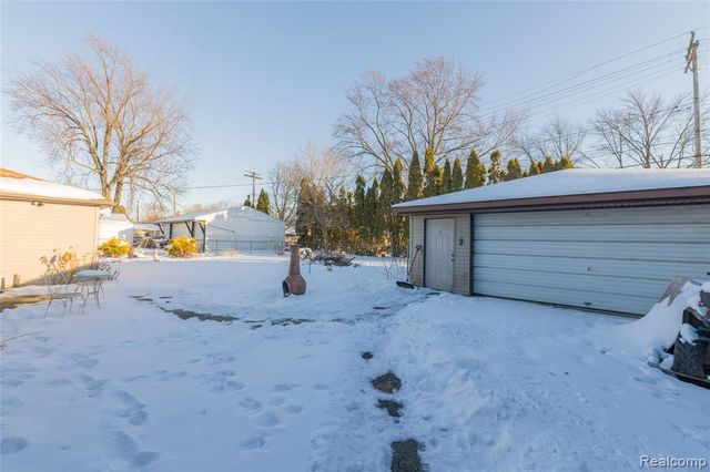 30917 Pardo Street, Garden City, MI 48135