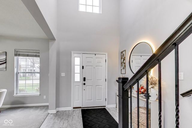 9986 Gallop Lane, Fishers, IN 46040