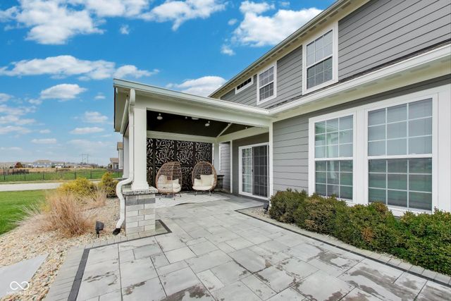 9986 Gallop Lane, Fishers, IN 46040