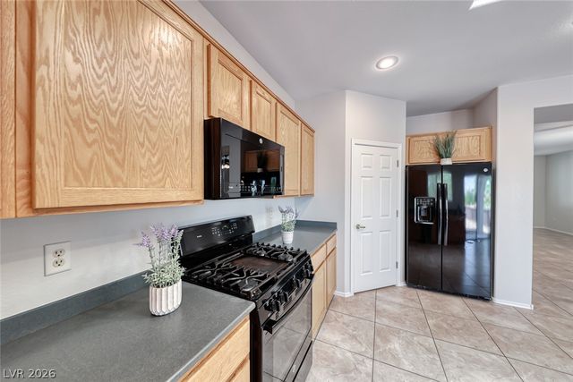 2343 Schaeffer Hills Drive, Henderson, NV 89052
