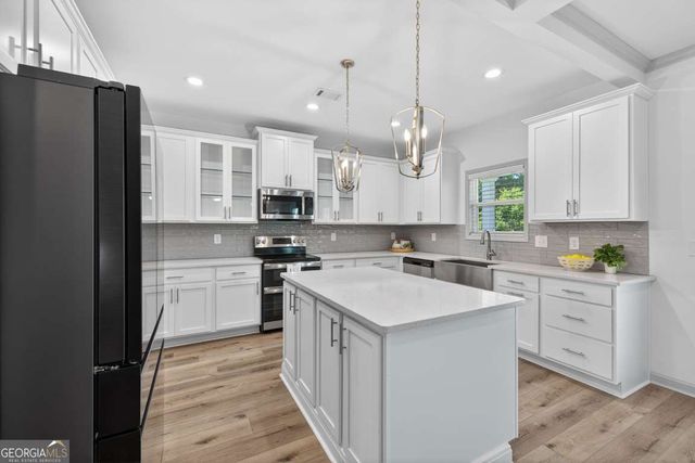692 Eagles Nest Circle, Auburn, GA 30011