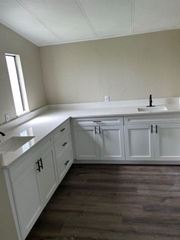 39638 SUNVALLEY DRIVE, Zephyrhills, FL 33542