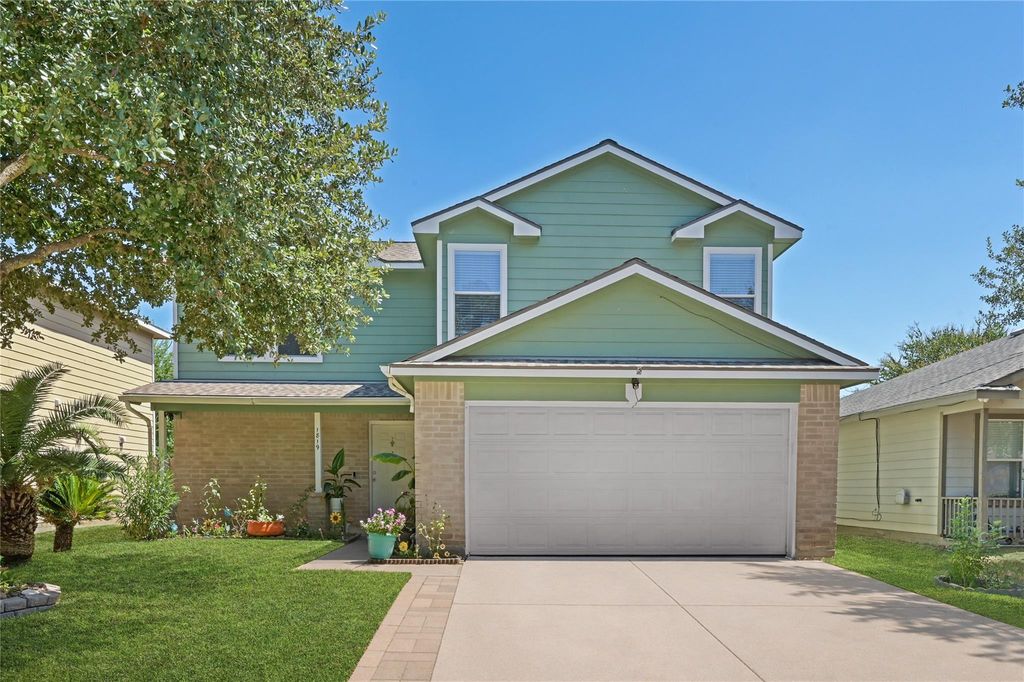 1819 NW Emerald Pathway Drive, Spring, TX 77388