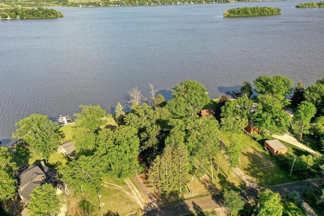 N5156 Butternut COURT, Juneau, WI 53039