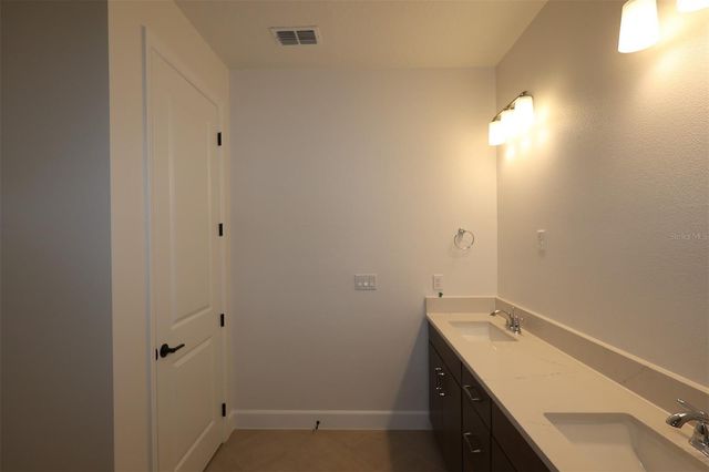 3035 SOLACE WAY, Orlando, FL 32820