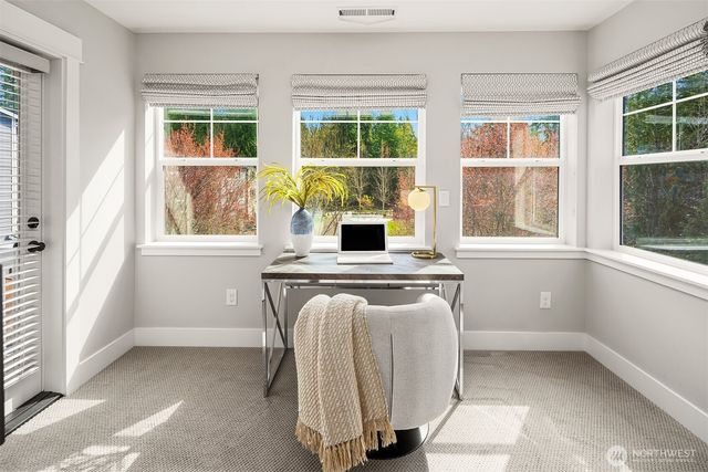 23908 NE 15th Way, Sammamish, WA 98074