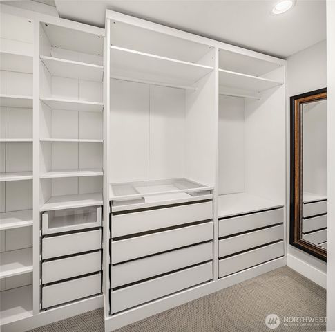 23908 NE 15th Way, Sammamish, WA 98074