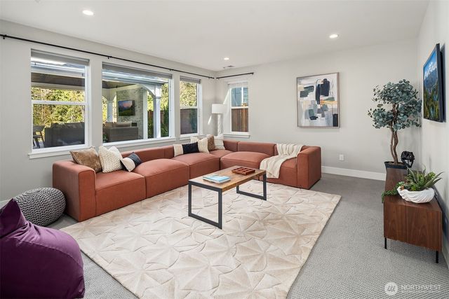 23908 NE 15th Way, Sammamish, WA 98074