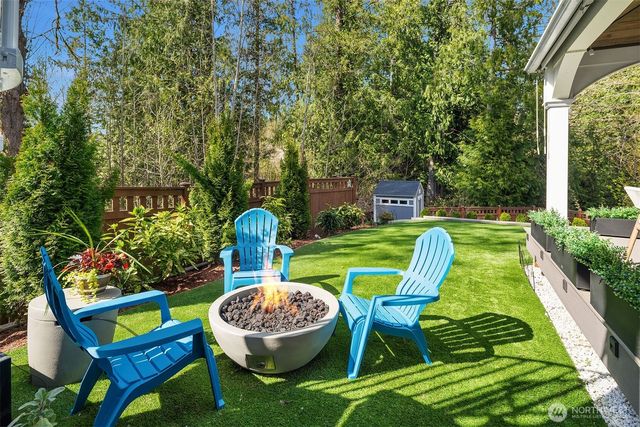 23908 NE 15th Way, Sammamish, WA 98074