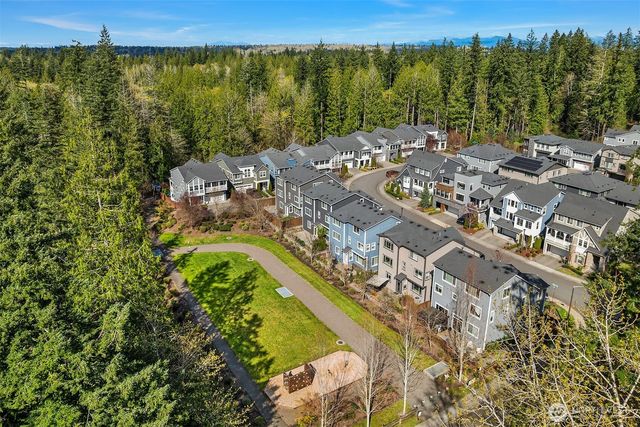 23908 NE 15th Way, Sammamish, WA 98074