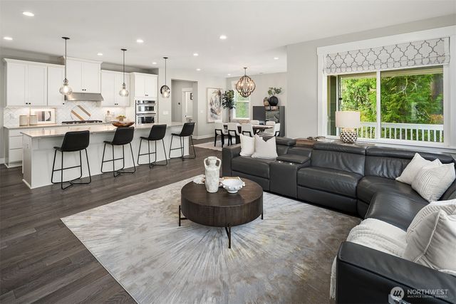 23908 NE 15th Way, Sammamish, WA 98074