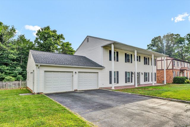5211 Cherokee Hills DR, Salem, VA 24153