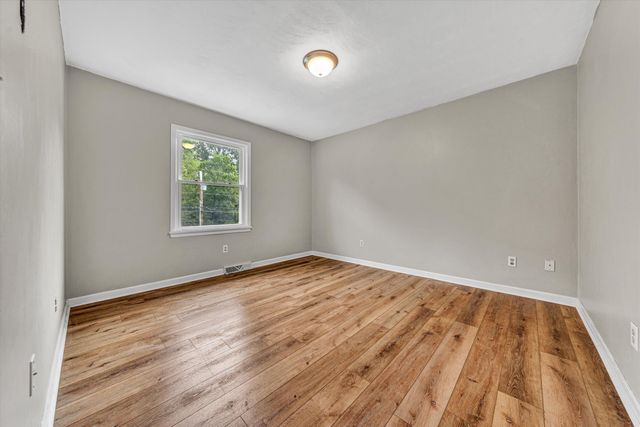 5211 Cherokee Hills DR, Salem, VA 24153