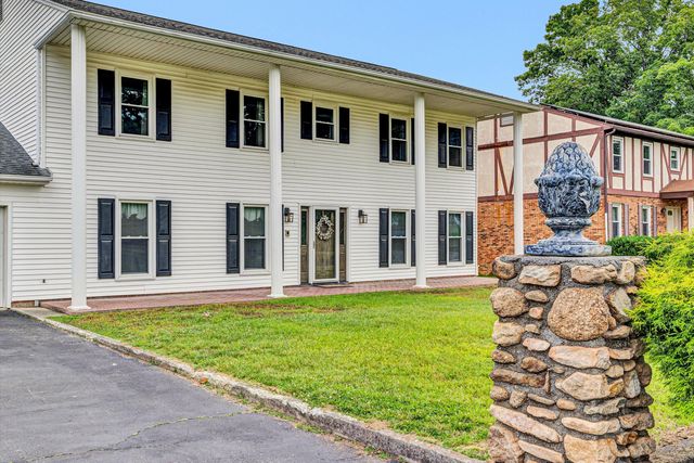 5211 Cherokee Hills DR, Salem, VA 24153