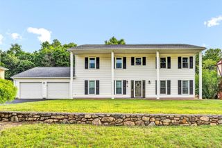 5211 Cherokee Hills DR, Salem, VA 24153