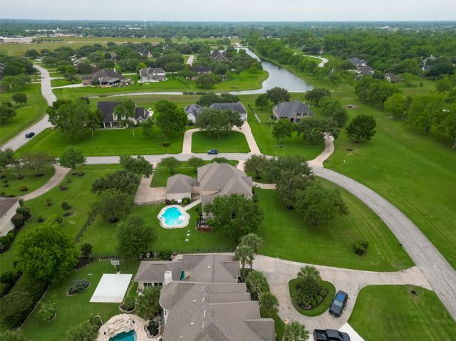 2702 Fort Caney Drive, Richmond, TX 77406