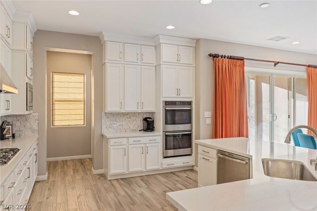 313 Castellari Drive, Las Vegas, NV 89138