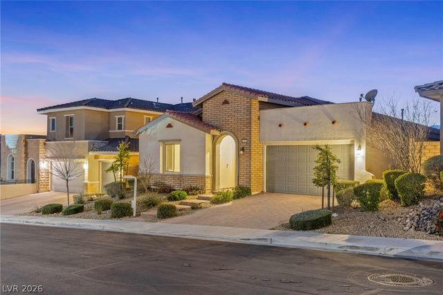 313 Castellari Drive, Las Vegas, NV 89138