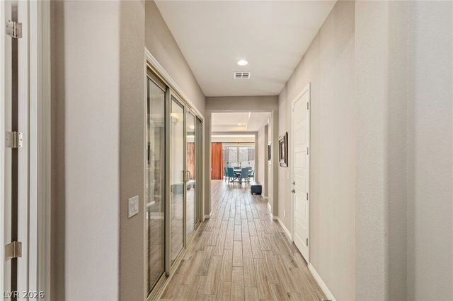 313 Castellari Drive, Las Vegas, NV 89138