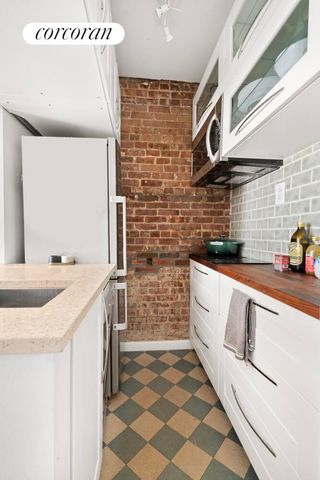 419 E 87th St Apt 4A, New York City, NY 10128