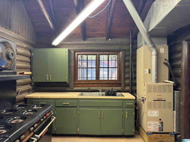 1805 DAVIS AVENUE, Anniston, AL 36207