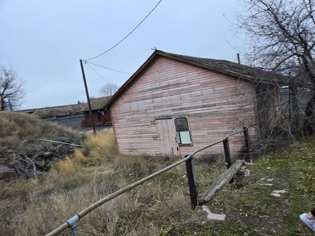 103 N B St, Sprague, WA 99032 photo 4