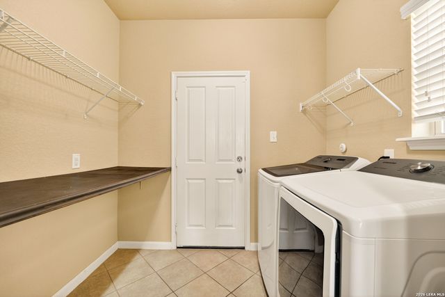 8447 Meadow Plains, San Antonio, TX 78254