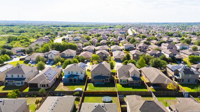8447 Meadow Plains, San Antonio, TX 78254