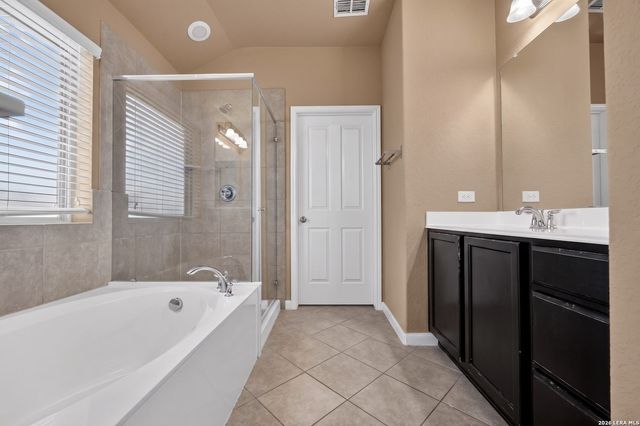 8447 Meadow Plains, San Antonio, TX 78254