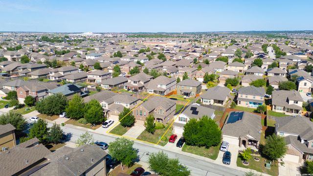 8447 Meadow Plains, San Antonio, TX 78254