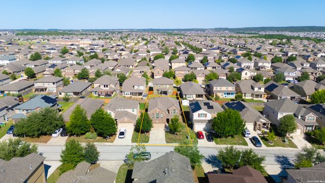 8447 Meadow Plains, San Antonio, TX 78254
