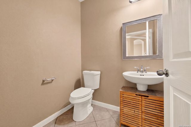 8447 Meadow Plains, San Antonio, TX 78254