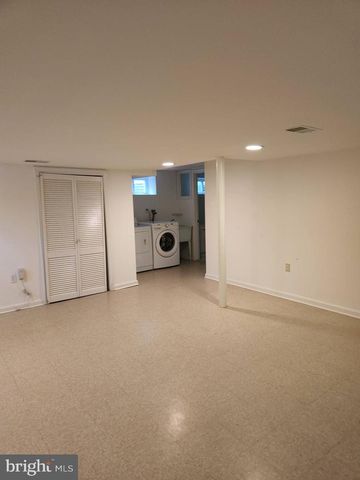 3916 48TH ST NW, Washington, DC 20016