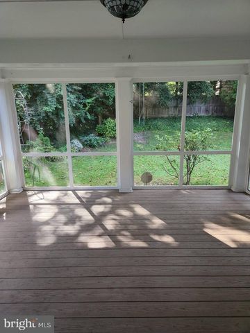 3916 48TH ST NW, Washington, DC 20016