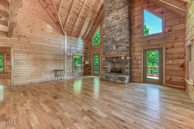 503 Bankers Bend, Mountain City, TN 37683