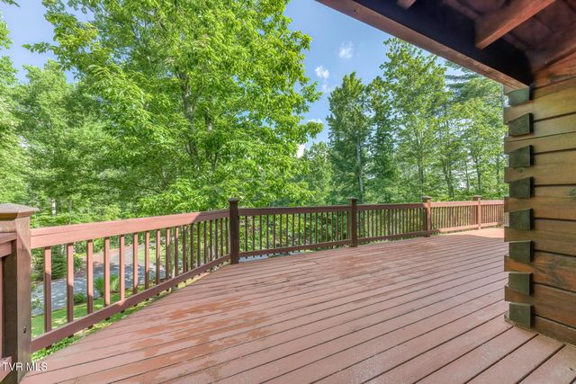 503 Bankers Bend, Mountain City, TN 37683