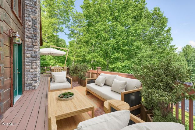 503 Bankers Bend, Mountain City, TN 37683