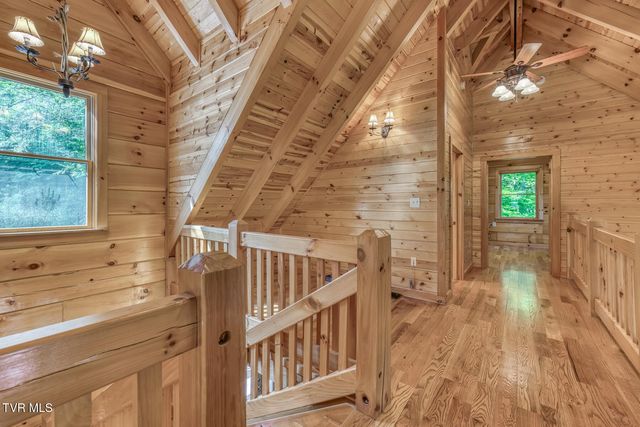 503 Bankers Bend, Mountain City, TN 37683